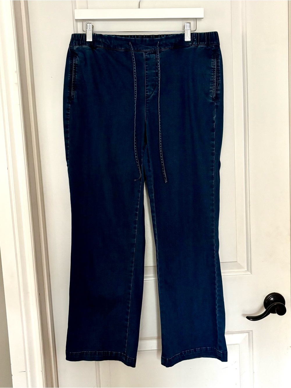 NYDJ pull on wide leg jeans 8 mid rise stretch drawstring lift tuck technology